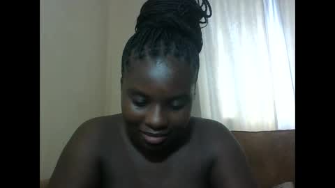 Snapshot of hotebbbyy chatting on 06.05.26 EBBY online show from 06.05.26