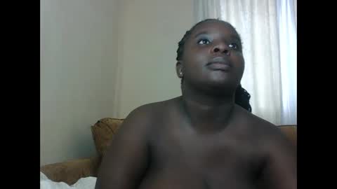 Snapshot of hotebbbyy chatting on 06.11.26 EBBY online show from 06.11.26