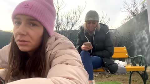 Snapshot of hotfallinganna chatting on 12.18.24 Anna online show from 12.18.24