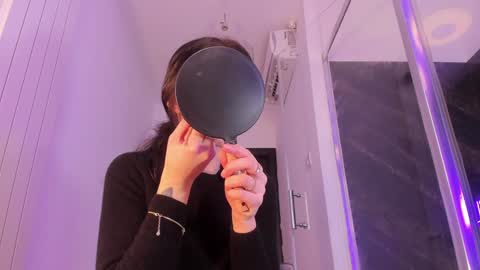 hotfallingdevil online show from 03.03.26