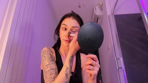 hotfallingdevil online show from 03.05.26