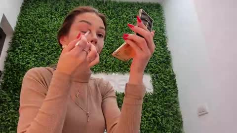 hotfallingdevil online show from 04.16.26