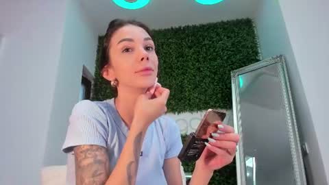 hotfallingdevil online show from 06.26.26