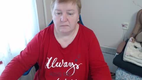 Snapshot of hotfiremommy chatting on 12.22.25 LimonkaFire online show from 12.22.25