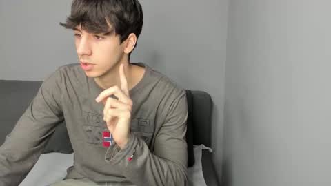 QUENTIN online show from 12.04.25