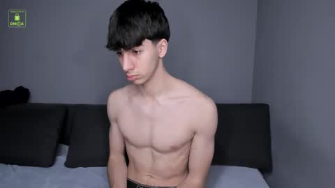 Snapshot of hotflirtyfella chatting on 02.04.26 QUENTIN online show from 02.04.26