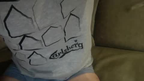 Snapshot of hotfrenchdadd chatting on 12.04.24 hotfrenchdadd online show from 12.04.24