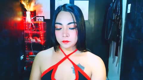 Snapshot of hotfvckingemerlyn chatting on 04.01.26 emily online show from 04.01.26