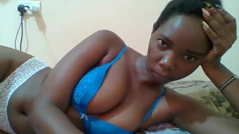 Queen online show from 03.11.25