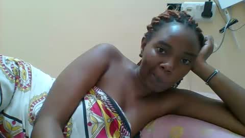 Queen online show from 10.15.25