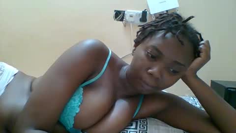 Snapshot of hotgodees chatting on 02.13.26 Queen online show from 02.13.26