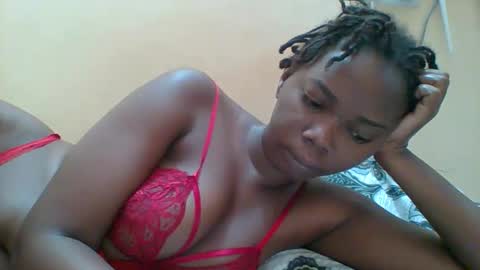 Snapshot of hotgodees chatting on 02.15.26 Queen online show from 02.15.26