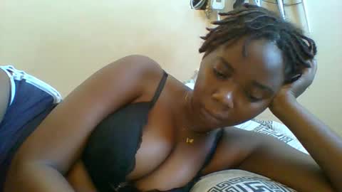 Snapshot of hotgodees chatting on 03.02.26 Queen online show from 03.02.26