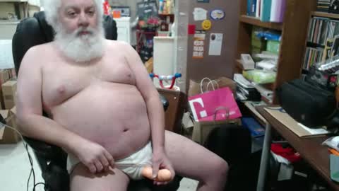 Snapshot of hotgrandpa594u chatting on 02.17.25 hotgrandpa594u online show from 02.17.25
