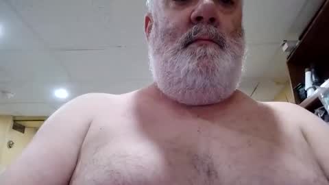 Snapshot of hotgrandpa594u chatting on 09.12.25 hotgrandpa594u online show from 09.12.25