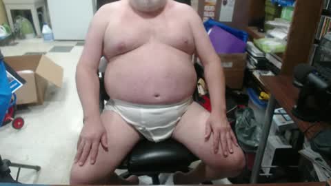 Snapshot of hotgrandpa594u chatting on 09.21.25 hotgrandpa594u online show from 09.21.25