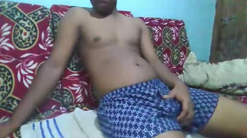 hotguyy001 online show from 12.01.25