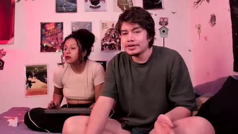 Snapshot of hothoneychile chatting on 02.12.26 Sam and Nico online show from 02.12.26