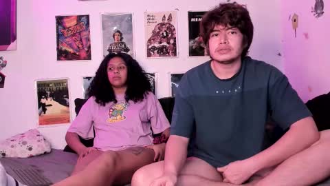 Snapshot of hothoneychile chatting on 03.04.26 Sam and Nico online show from 03.04.26