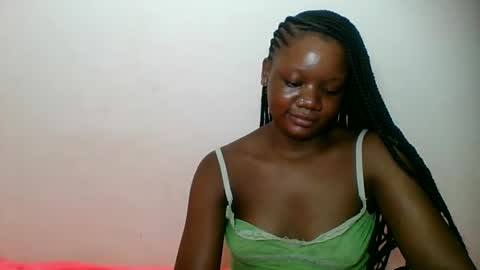 Snapshot of hotjeylee chatting on 05.05.26 LOYCE online show from 05.05.26
