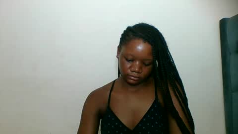 Snapshot of hotjeylee chatting on 05.20.26 LOYCE online show from 05.20.26