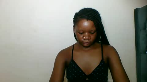 Snapshot of hotjeylee chatting on 05.26.26 LOYCE online show from 05.26.26