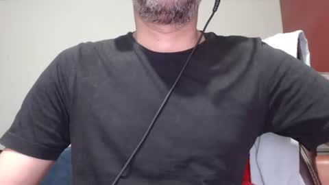 Snapshot of hotjkeanu chatting on 05.08.26 James-Hotxx online show from 05.08.26