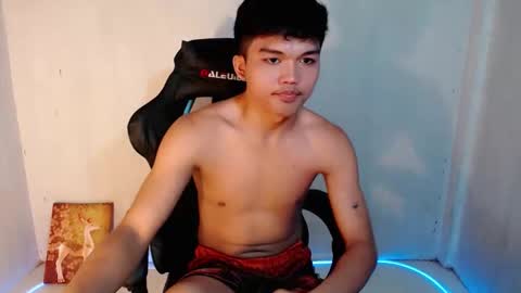 Snapshot of hotking_cummer chatting on 02.11.26 hotking_cummer online show from 02.11.26