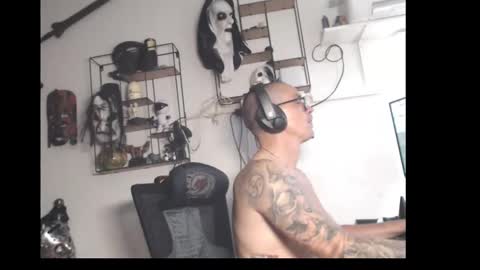 hotkinkytat online show from 04.13.26