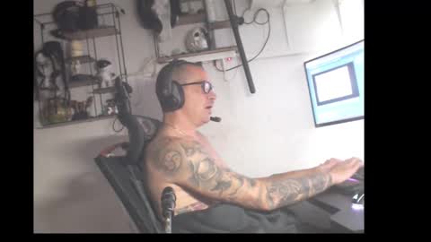 hotkinkytat online show from 04.16.26