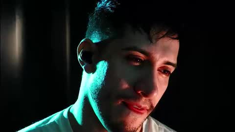 Hotlatinking online show from 10.03.25