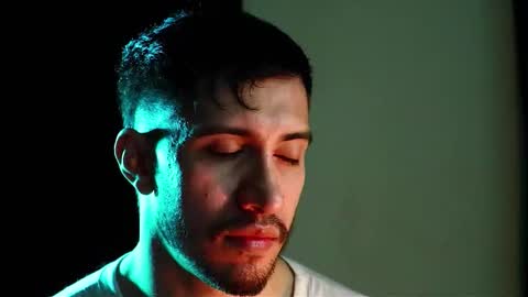 Hotlatinking online show from 10.15.25