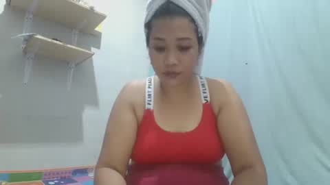 Snapshot of hotlavender chatting on 02.22.26 hotlavender online show from 02.22.26