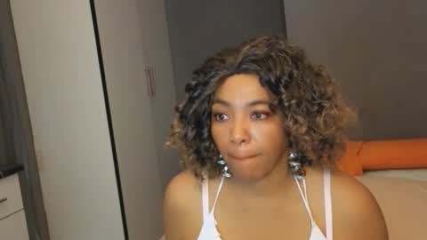 Snapshot of hotlilya chatting on 02.17.26 hotlilya online show from 02.17.26