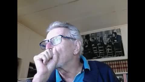 Snapshot of hotlux_54 chatting on 10.12.25 hotlux_54 online show from 10.12.25