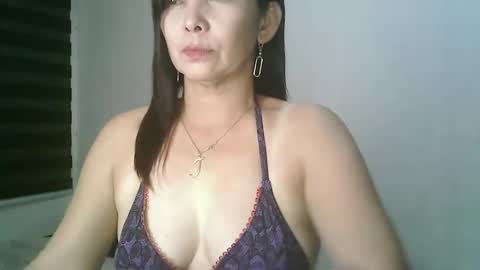 Snapshot of hotmamajen4u chatting on 05.02.26 hotmamajen4u online show from 05.02.26