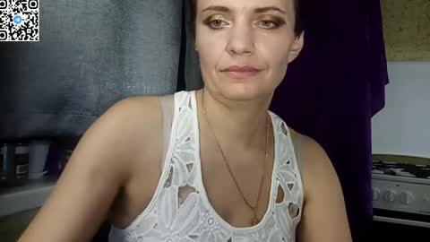 Snapshot of hotmamaqueen234 chatting on 05.09.26 hotmamaqueen234 online show from 05.09.26