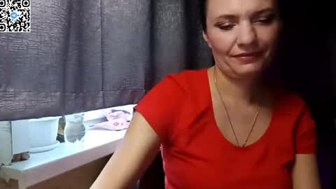 Snapshot of hotmamaqueen234 chatting on 05.15.26 hotmamaqueen234 online show from 05.15.26