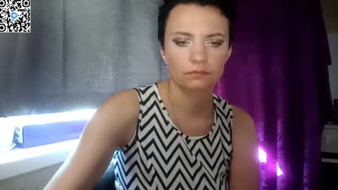 Snapshot of hotmamaqueen234 chatting on 06.08.26 hotmamaqueen234 online show from 06.08.26