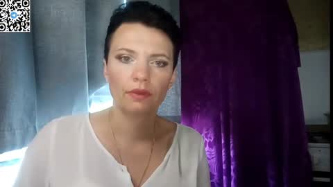 Snapshot of hotmamaqueen234 chatting on 06.29.26 hotmamaqueen234 online show from 06.29.26