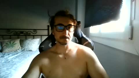 Snapshot of hotman_40_ chatting on 06.19.26 hotman_40_ online show from 06.19.26
