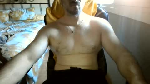 Snapshot of hotman_40_ chatting on 07.15.26 hotman_40_ online show from 07.15.26