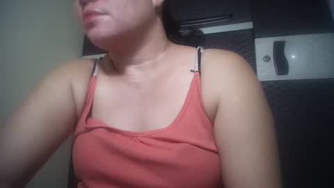 hotmatureladyxxx online show from 12.21.25