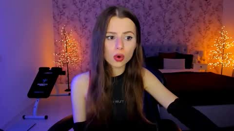 Snapshot of hotmolly_ chatting on 03.14.26 hotmolly_ online show from 03.14.26