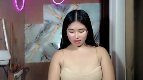 Snapshot of hotmorena_finger chatting on 05.25.26 Analiza online show from 05.25.26