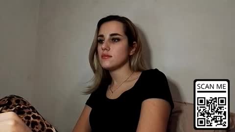 Snapshot of hotmusex chatting on 02.15.26 hotmusex online show from 02.15.26