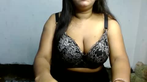 Snapshot of hotmuskan21 chatting on 10.10.25 Muskan online show from 10.10.25
