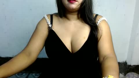 Snapshot of hotmuskan21 chatting on 10.14.25 Muskan online show from 10.14.25
