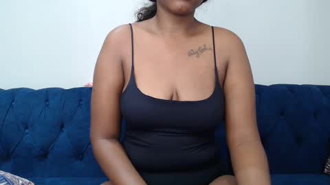 Snapshot of hotncoldg chatting on 01.28.25 hotncoldg online show from 01.28.25