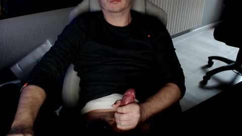 hotnickdk online show from 02.19.25